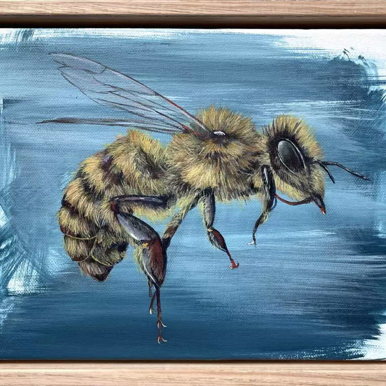 Photo realistic bee on distressed grey background
