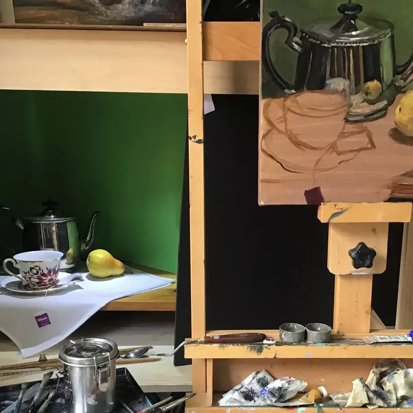 Still life painting as a way to understand the effects of light