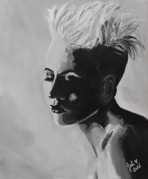 Beautiful portrait of a girl in black, white and grey!